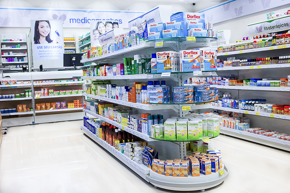 gondolas-para-drogarias-farmacias3.jpg