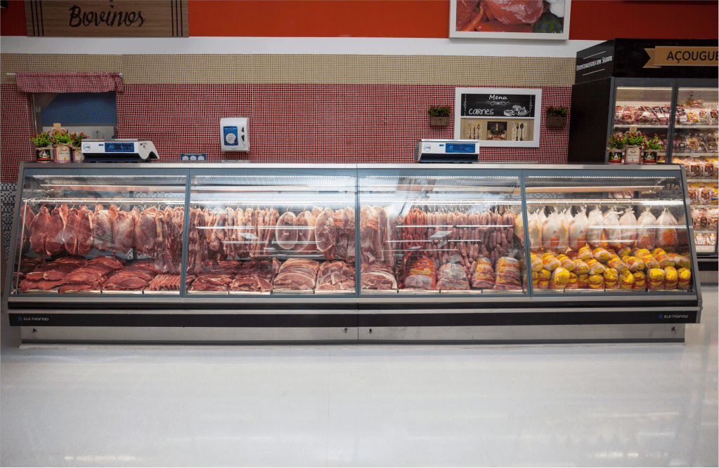 triad-varejo-eletrofrio-expositores-acougue6-min.png