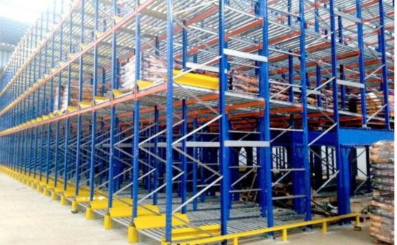 triad-varejo-armazenagem-dinamico3.png